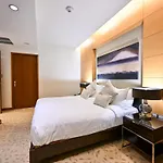 Spacious 1 Bedroom Address Dubai Mall Haven Stay