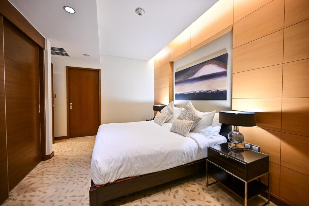 Spacious 1 Bedroom Address Mall Haven Apartment